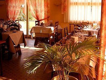 Logis Restaurant Du Pont Hotel