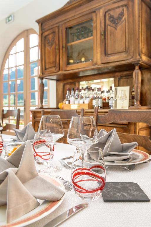 Logis Restaurant Du Pont Hotel