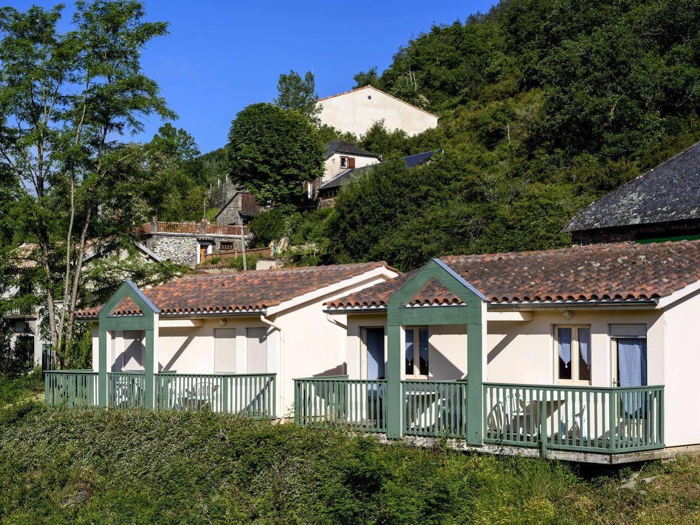 Logis Restaurant Du Pont Hotel 3*