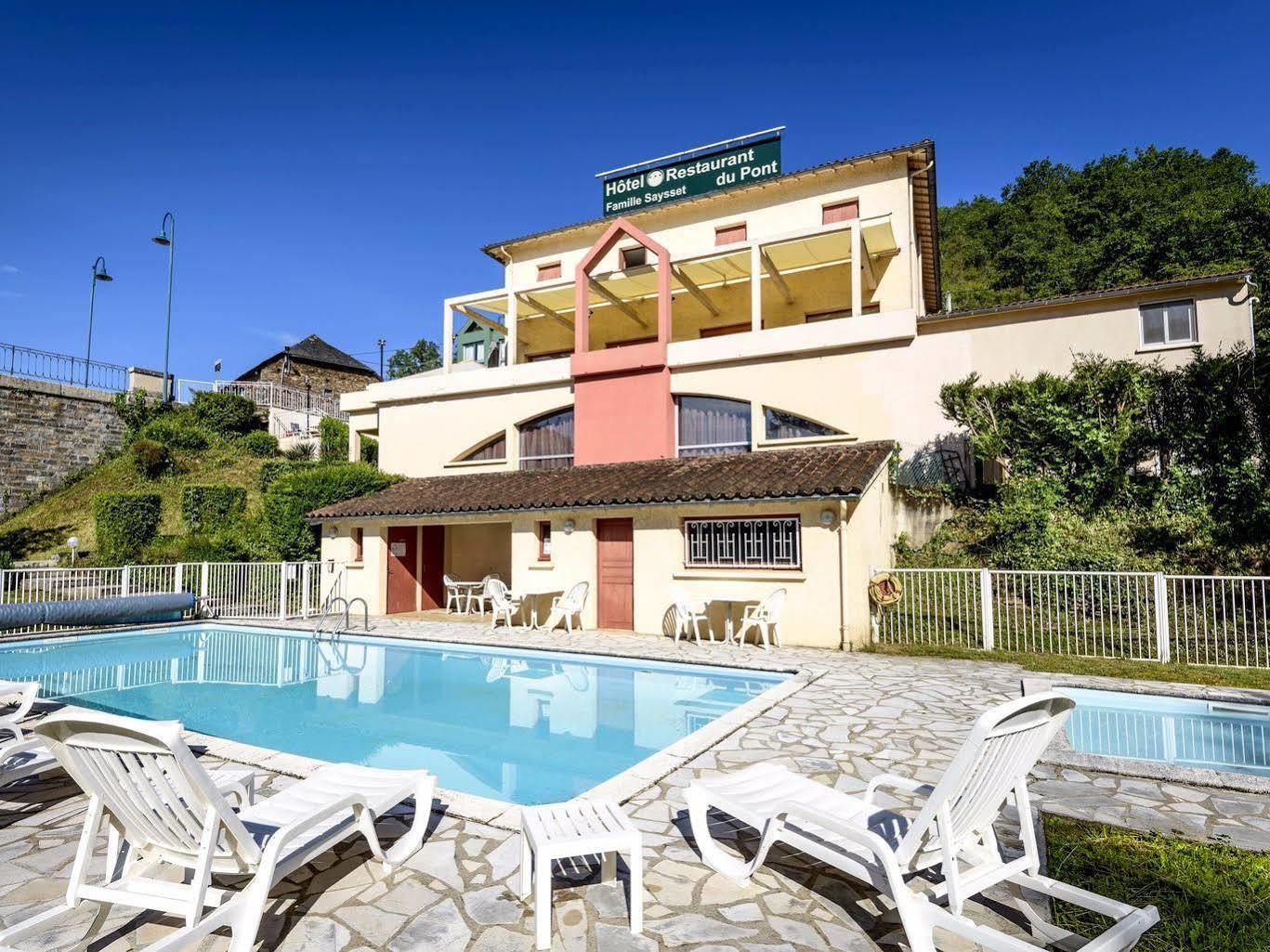Hotel Logis Restaurant Du Pont Ambialet