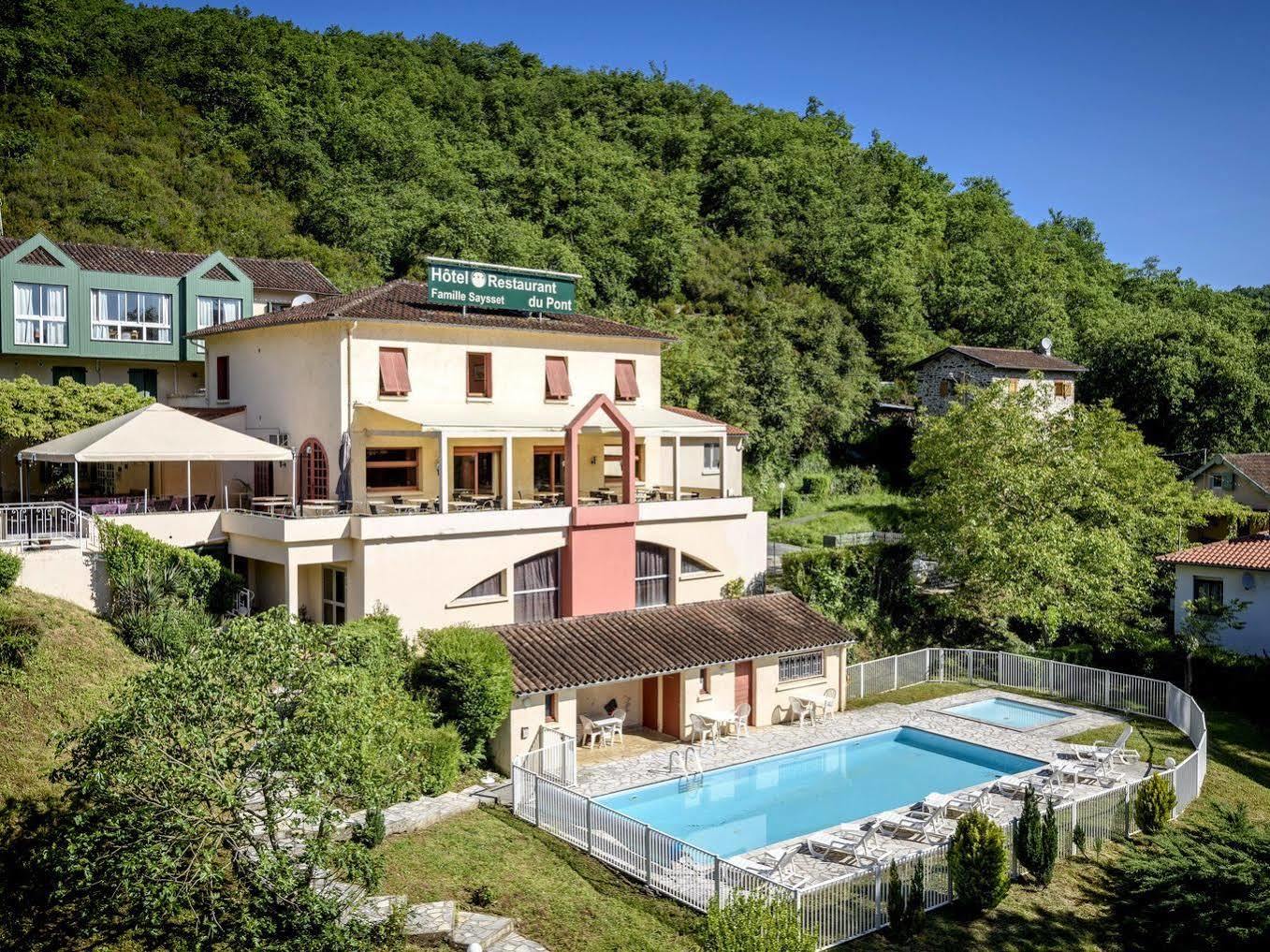 Logis Restaurant Du Pont Ambialet