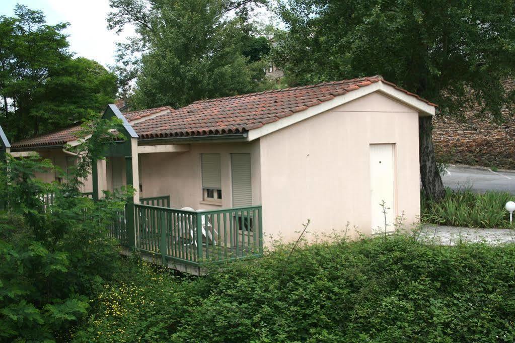 Hotel Logis Restaurant Du Pont 3*